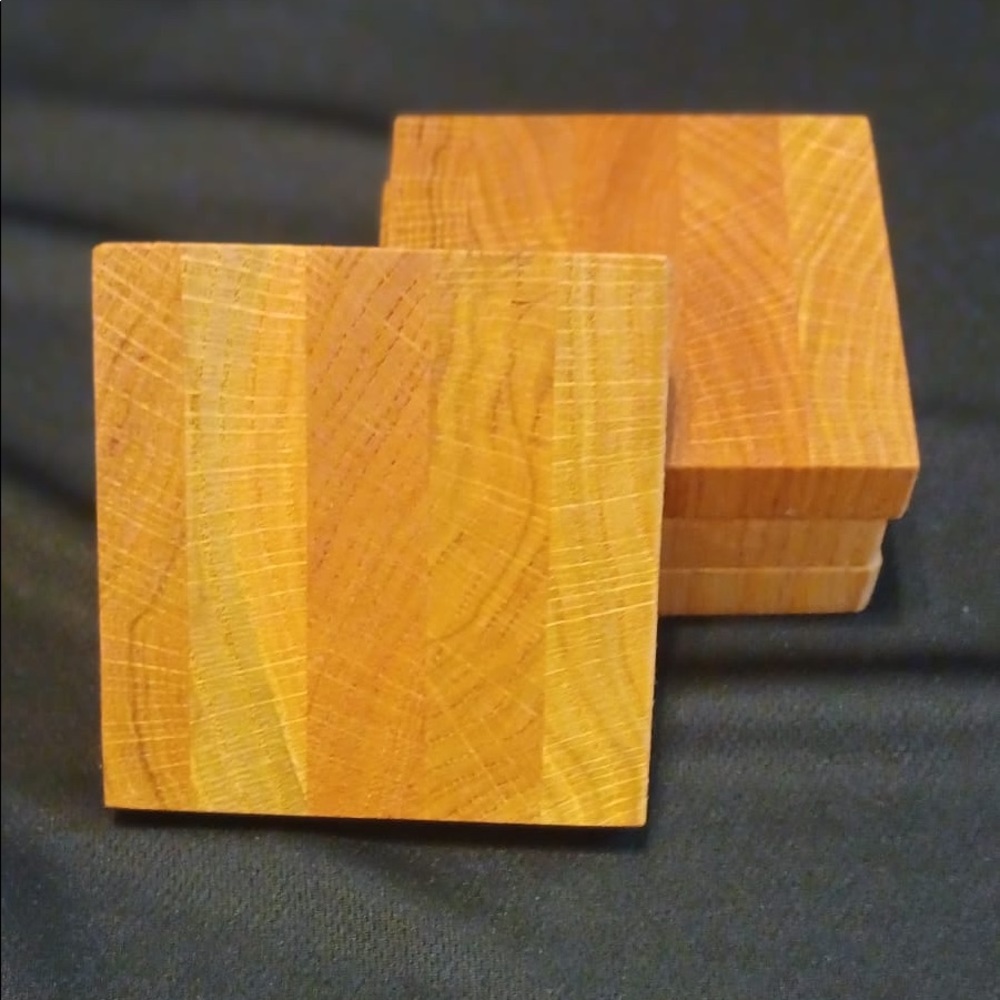 Red Oak Coaster Set - Picture 1 of 4